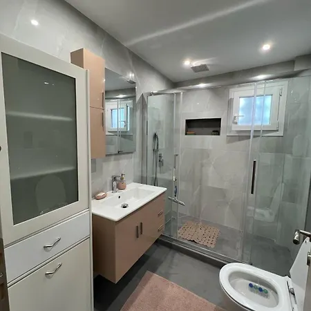 Ellywood Thessaloniki