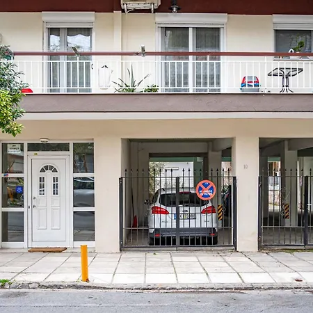 Ellywood Апартамент *