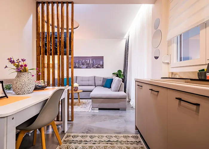 Ellywood Apartament