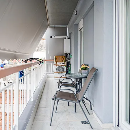 Ellywood * 테살로니키