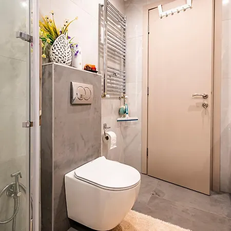 아파트 Ellywood 테살로니키